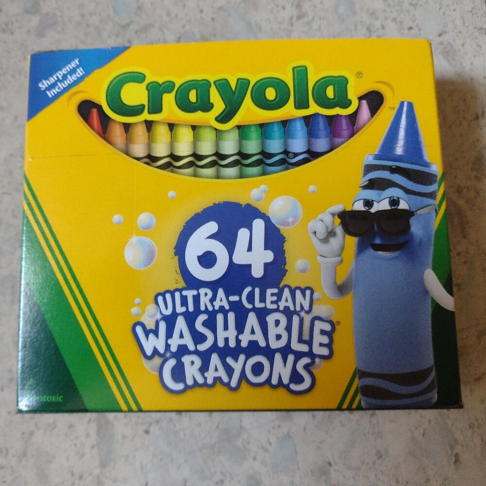 NEW WASHABLE Crayola Ultra Clean Washable Crayons with Sharpener